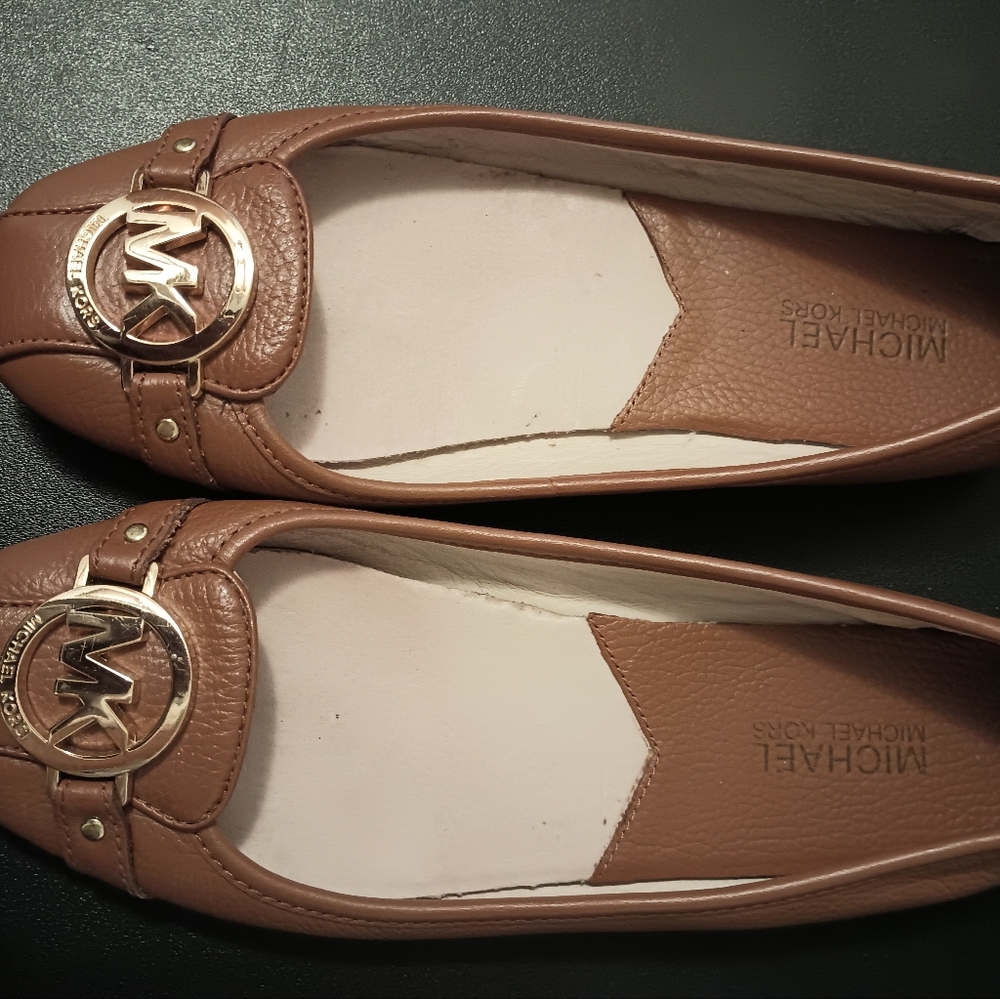 Michael Kors Flat Shoes - Picture 3 of 3